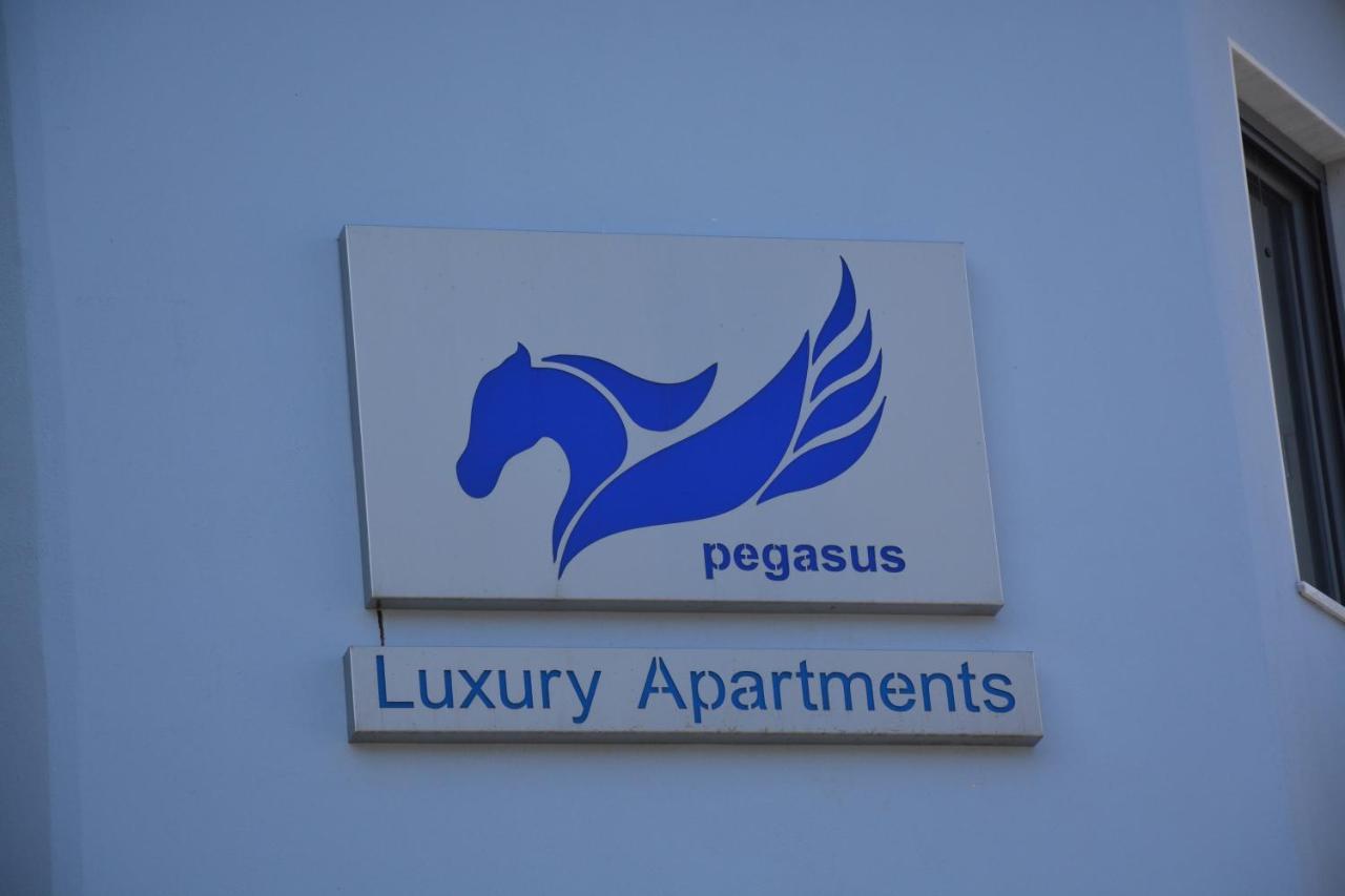 Pegasus Sea View Luxury Apartments Неа-Врасна Экстерьер фото