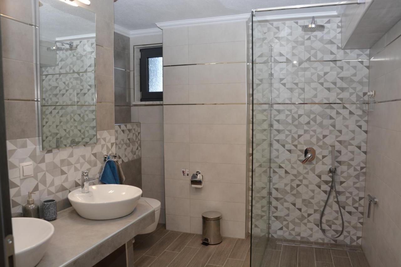 Pegasus Sea View Luxury Apartments Неа-Врасна Экстерьер фото