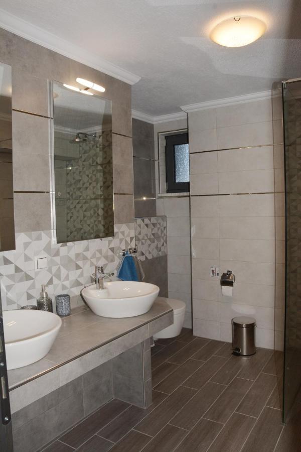 Pegasus Sea View Luxury Apartments Неа-Врасна Экстерьер фото