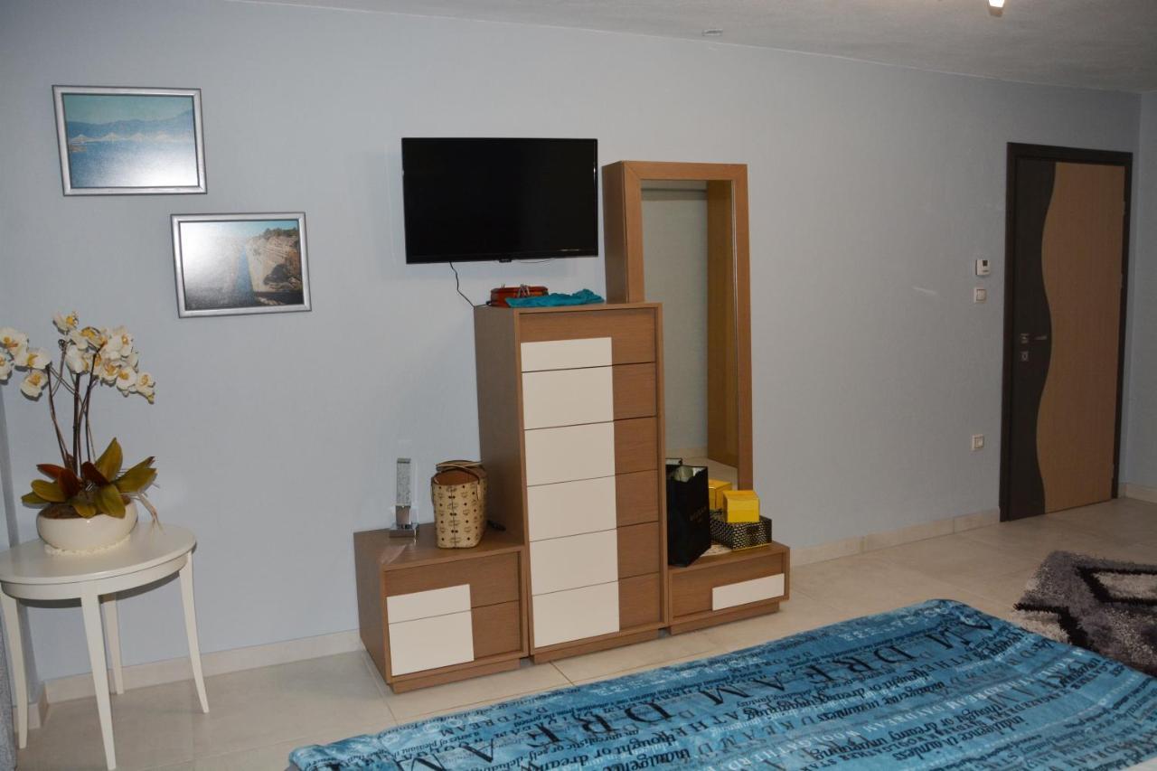 Pegasus Sea View Luxury Apartments Неа-Врасна Экстерьер фото